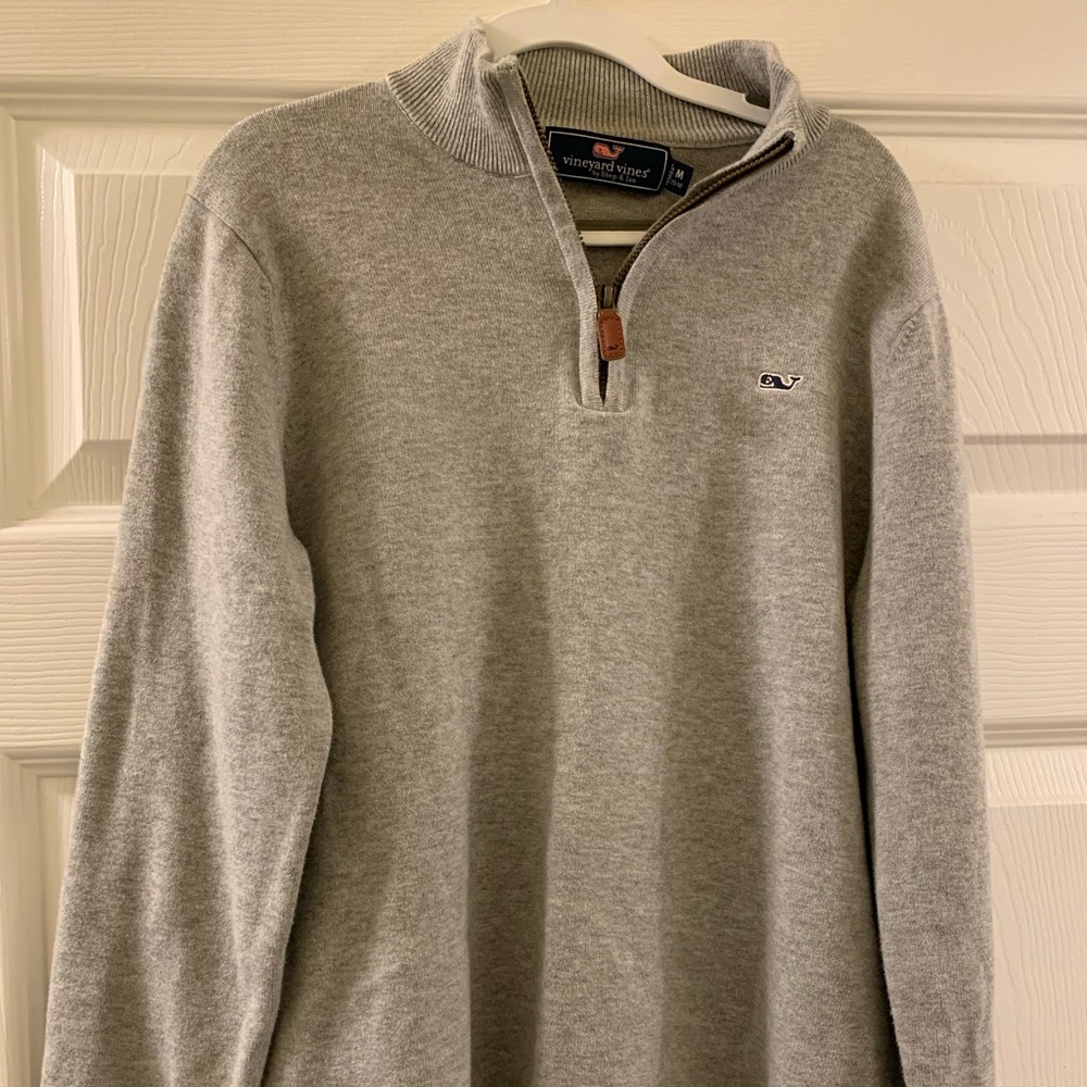 Boys Vineyard Vines Grey Sweater Medium